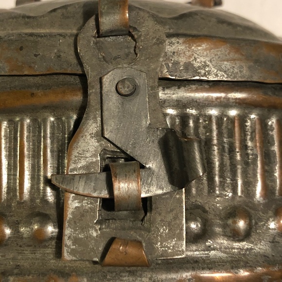 Rare Turkish Hammam Copper & Metal Soap Dish - Picture 7 of 8